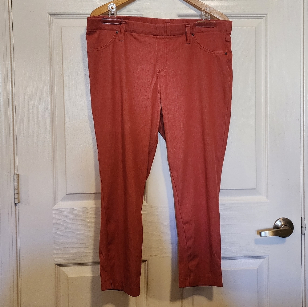 Cropped pull on jeggings